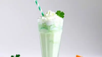 Copycat McDonald's Shamrock Shake Recipe copycat recipe